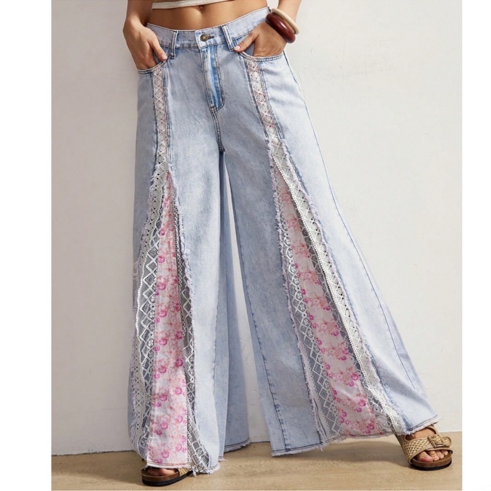 Bohemian Light Wash Floral Print Lace Panel Wide Leg Denim Jeans S M L - Picture 1 of 5